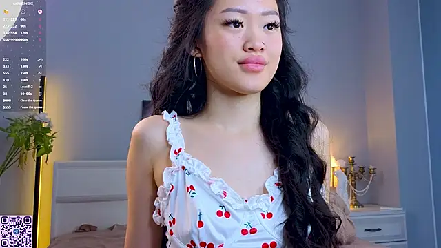 Snapshot of FloresGarr chatting on March 19, 2025, 5:08 am FloresGarr online show from March 19, 2025, 5:08 am