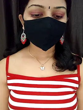 Angleannie online show from July 25, 2026, 6:36 pm