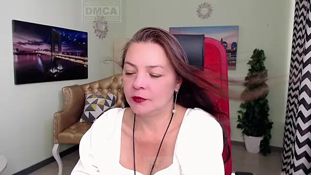 Snapshot of Lily_flower7 chatting on August 4, 2026, 6:07 am Lily flower7 online show from August 4, 2026, 6:07 am