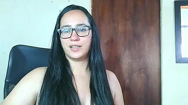 brittanycheeks online show from July 29, 2026, 9:36 pm