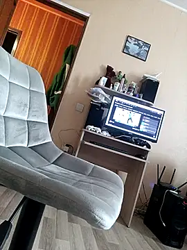 Pen Janis online show from April 23, 2026, 12:29 pm