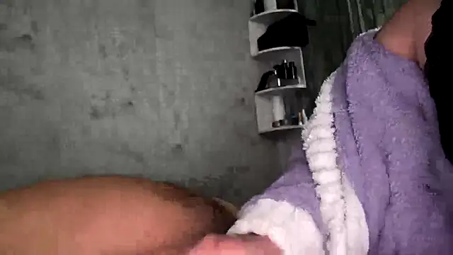 Snapshot of SEXY-ZENA chatting on October 22, 2025, 9:24 pm SEXY-ZENA online show from October 22, 2025, 9:24 pm