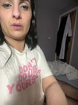 Snapshot of SEXY-ZENA chatting on December 25, 2024, 1:10 am SEXY-ZENA online show from December 25, 2024, 1:10 am