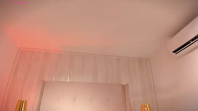 Snapshot of kaylarossi chatting on March 2, 2026, 7:32 pm kaylarossi online show from March 2, 2026, 7:32 pm