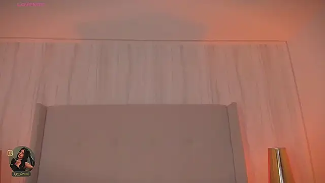 kaylarossi online show from April 16, 2026, 9:39 pm