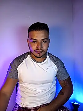 Snapshot of Naughty_Charly chatting on April 12, 2026, 5:05 pm Naughty Charly online show from April 12, 2026, 5:05 pm