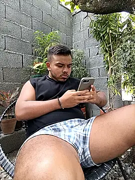 Snapshot of Naughty_Charly chatting on April 15, 2026, 7:58 pm Naughty Charly online show from April 15, 2026, 7:58 pm