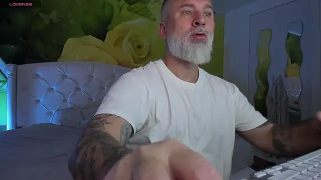 BlowMyXXL online show from January 18, 2026, 10:51 am