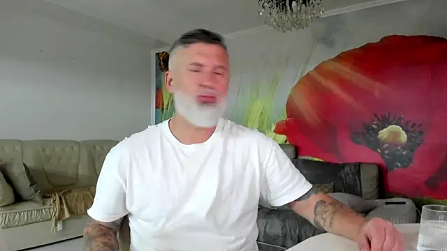 BlowMyXXL online show from March 28, 2026, 6:42 pm