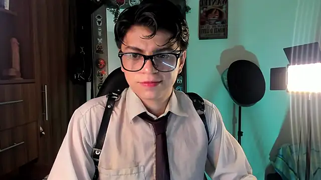 Snapshot of marckalexis chatting on September 15, 2025, 2:01 am marckalexis online show from September 15, 2025, 2:01 am