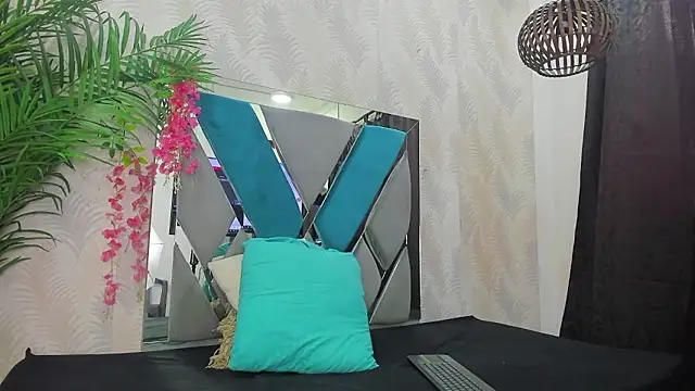 Ammy Connor1 online show from February 10, 2026, 10:09 pm