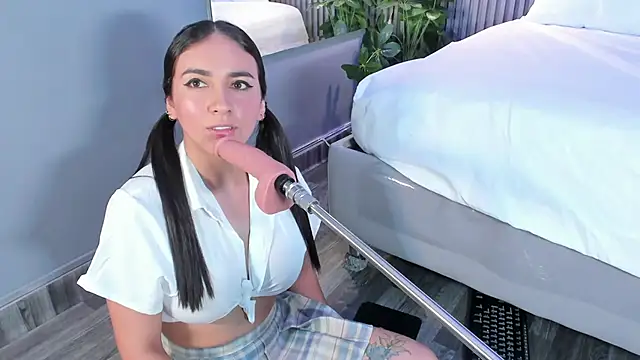 MaluDiaz online show from October 27, 2025, 5:14 pm