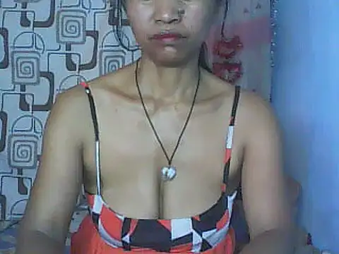 Snapshot of nene_belle chatting on March 28, 2026, 7:53 am nene belle online show from March 28, 2026, 7:53 am