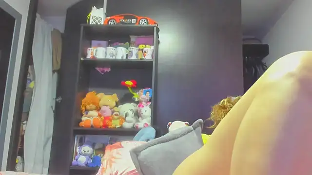 katty squirt08 online show from October 31, 2025, 12:57 pm