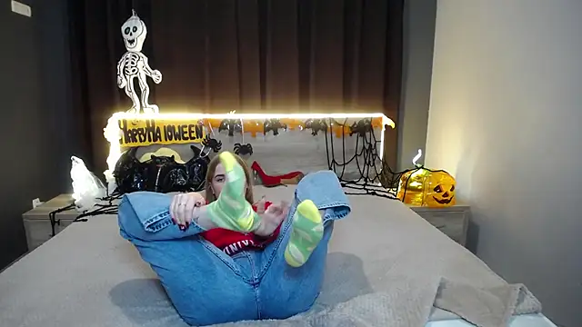 MargaritaKiss online show from October 28, 2025, 8:30 pm