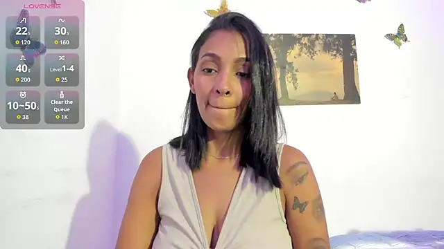 Mila-yang online show from April 21, 2026, 1:39 pm