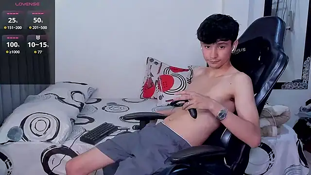 Snapshot of cute_diego_ chatting on October 5, 2025, 10:55 pm cute diego online show from October 5, 2025, 10:55 pm