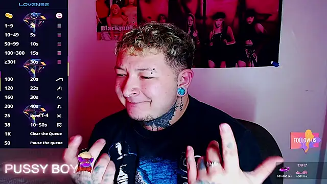 Snapshot of princeFtm chatting on February 10, 2026, 5:23 pm princeFtm online show from February 10, 2026, 5:23 pm