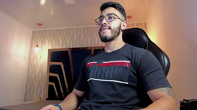 Snapshot of Liam_Kleiin chatting on March 21, 2026, 11:25 am Liam Kleiin online show from March 21, 2026, 11:25 am