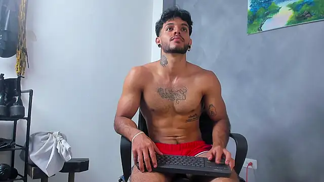 Snapshot of JuanBlade chatting on February 3, 2026, 7:13 am JuanBlade online show from February 3, 2026, 7:13 am