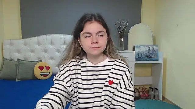 TinaRedly online show from November 6, 2025, 12:09 pm