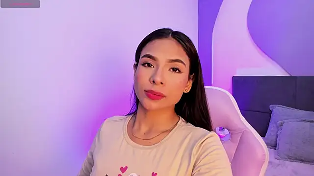 Snapshot of amira_cute2 chatting on November 4, 2025, 9:13 am amira cute2 online show from November 4, 2025, 9:13 am