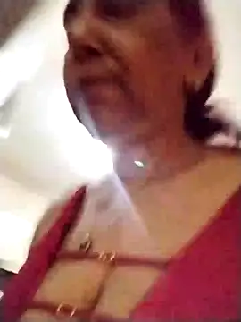 Snapshot of SWEET_LOVER01 chatting on February 5, 2025, 2:26 pm SWEET LOVER01 online show from February 5, 2025, 2:26 pm