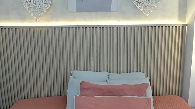 Snapshot of charlottebrowns_ chatting on March 5, 2026, 12:24 pm charlottebrowns online show from March 5, 2026, 12:24 pm