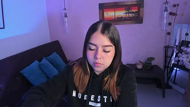 ArianaBaker online show from November 21, 2025, 12:59 pm