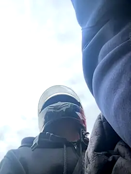 Snapshot of Osiiriis chatting on October 25, 2025, 11:31 am Osiiriis online show from October 25, 2025, 11:31 am