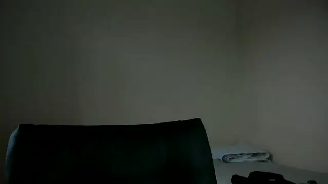 Snapshot of Osiiriis chatting on February 17, 2025, 9:32 pm Osiiriis online show from February 17, 2025, 9:32 pm