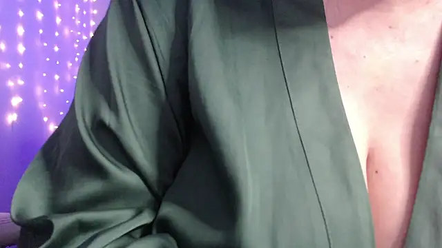 Snapshot of missdaniels chatting on February 27, 2025, 2:03 am missdaniels online show from February 27, 2025, 2:03 am