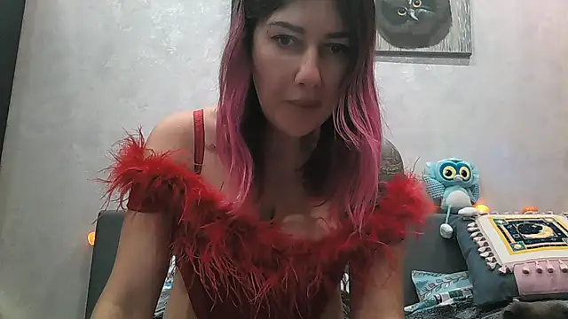 Snapshot of BlueXOwl chatting on October 20, 2025, 6:19 pm BlueXOwl online show from October 20, 2025, 6:19 pm