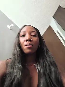 lilit kyteler online show from March 3, 2026, 7:43 pm