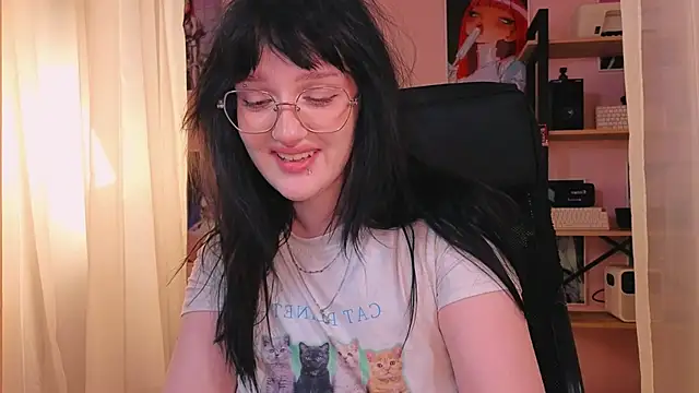 Snapshot of ELLIEJAY chatting on October 2, 2025, 5:11 am ELLIEJAY online show from October 2, 2025, 5:11 am