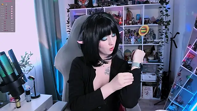 ohclementine online show from December 2, 2025, 10:39 am