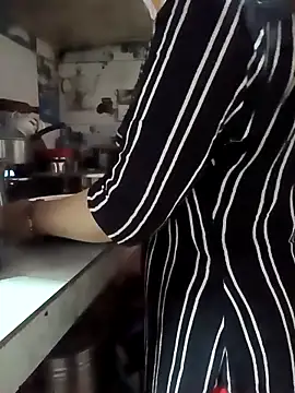 Ankita202 online show from November 10, 2025, 12:59 am