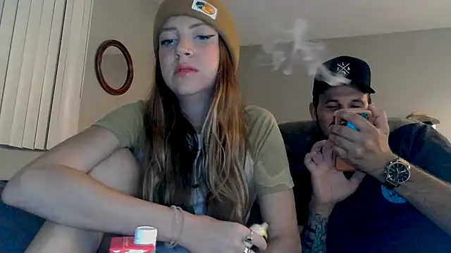 molly witha chance online show from November 29, 2025, 7:41 am