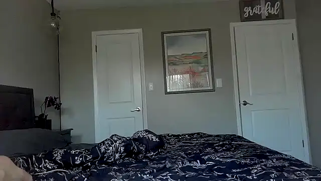 molly witha chance online show from November 20, 2025, 1:01 pm