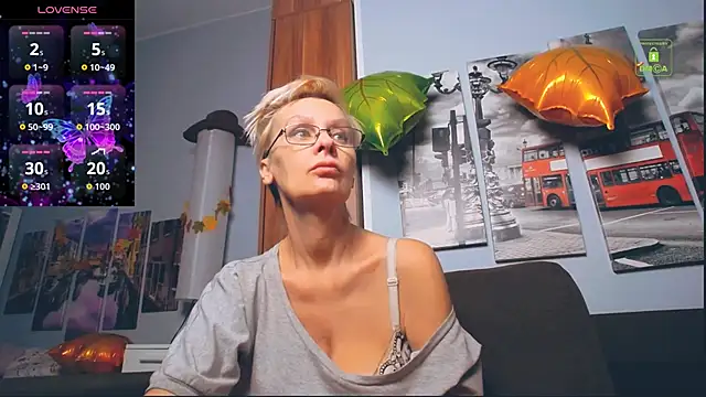 HelgaHimmell online show from November 23, 2025, 12:15 pm