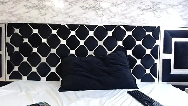 thiago19s online show from April 7, 2026, 1:24 pm