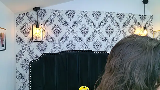 LexaDeRusso online show from November 10, 2025, 7:41 pm