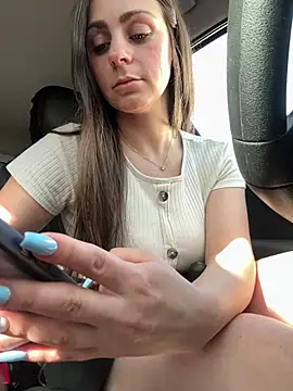 Loella-Rose online show from March 11, 2025, 10:29 am