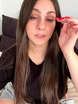 Loella-Rose online show from December 14, 2025, 12:11 pm