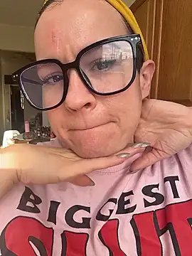 quinnmariexo online show from January 11, 2026, 6:59 pm