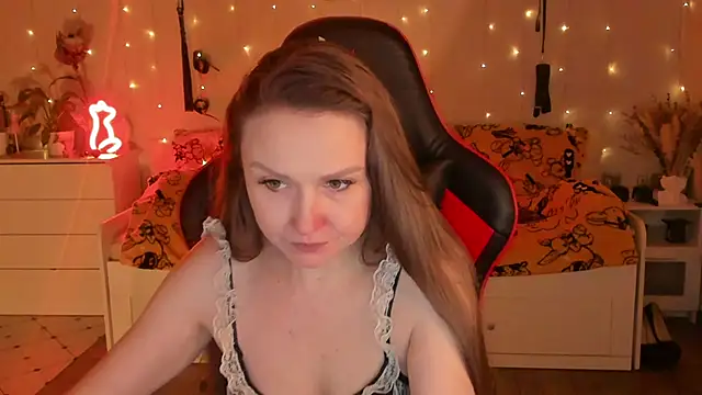 desperatehousewife   online show from November 22, 2025, 5:12 pm