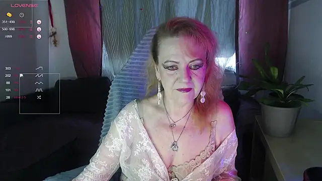 Snapshot of Liset_Monro chatting on May 13, 2026, 5:25 am Liset Monro online show from May 13, 2026, 5:25 am