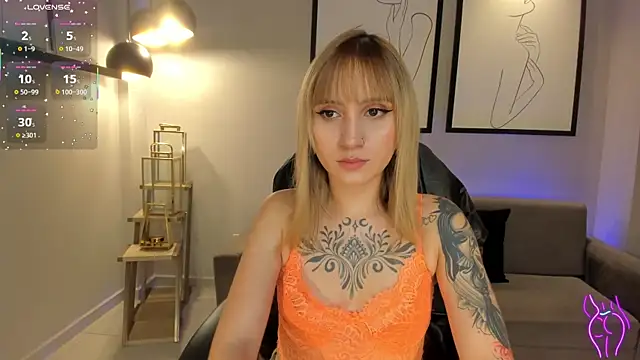 MollySundersX online show from May 25, 2026, 8:29 pm