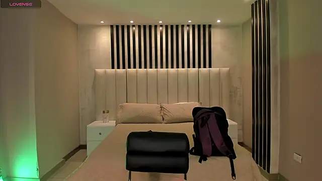 MollySundersX online show from March 15, 2026, 4:30 am