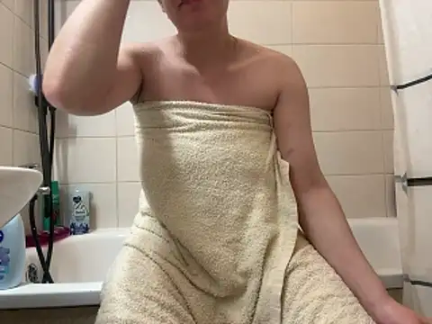 czruz online show from April 2, 2026, 6:58 pm